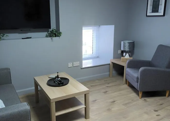 2 At Busy Bee Daingean